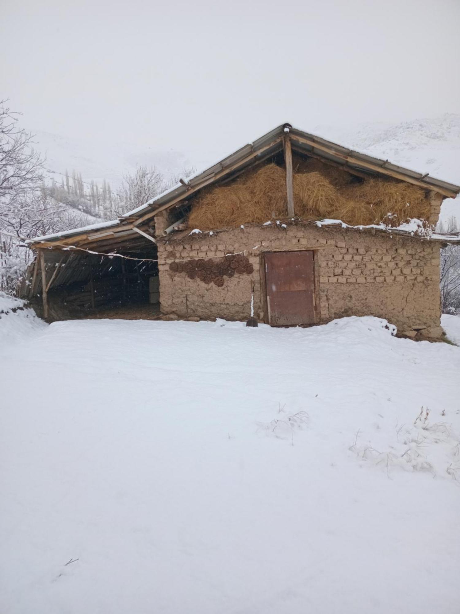 Spring Family Guest House Tersak Exterior foto